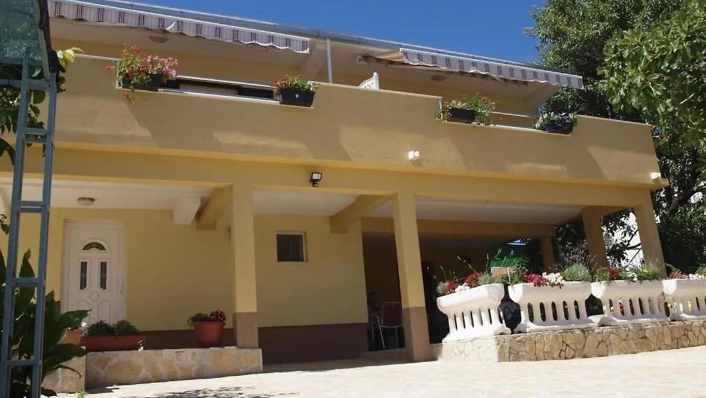 Apartment In Slatine With Sea View, Balcony, Air Conditioning, Wi-Fi Croatia