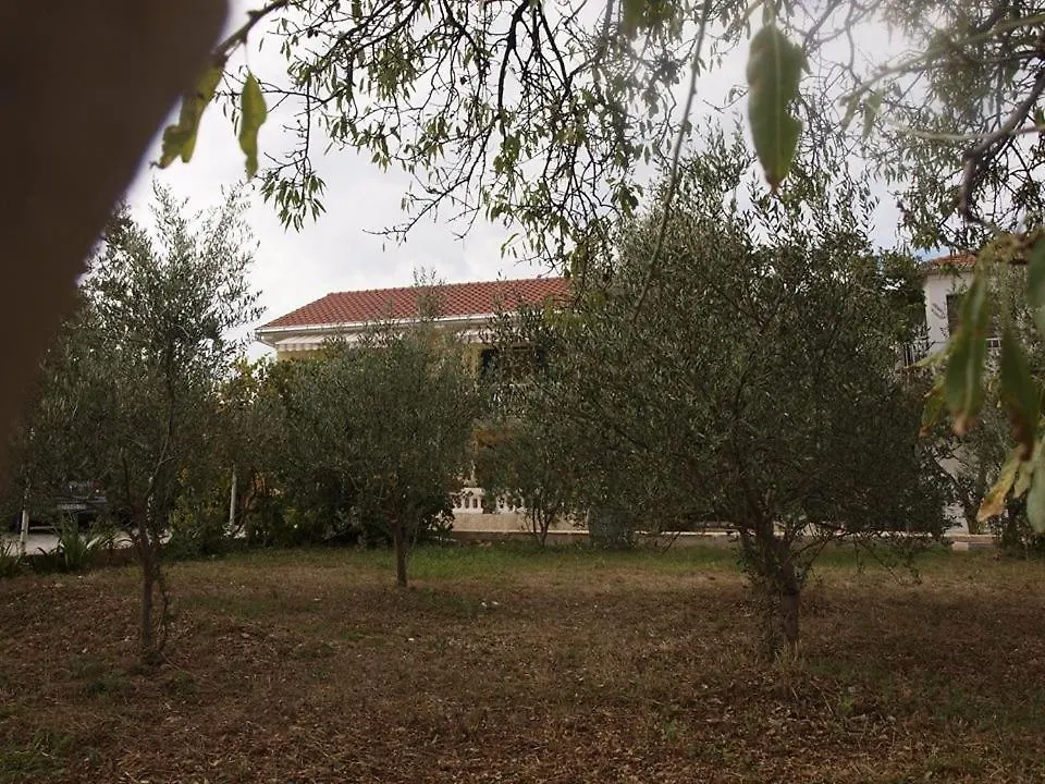 Apartment In Slatine With Sea View, Balcony, Air Conditioning, Wi-Fi